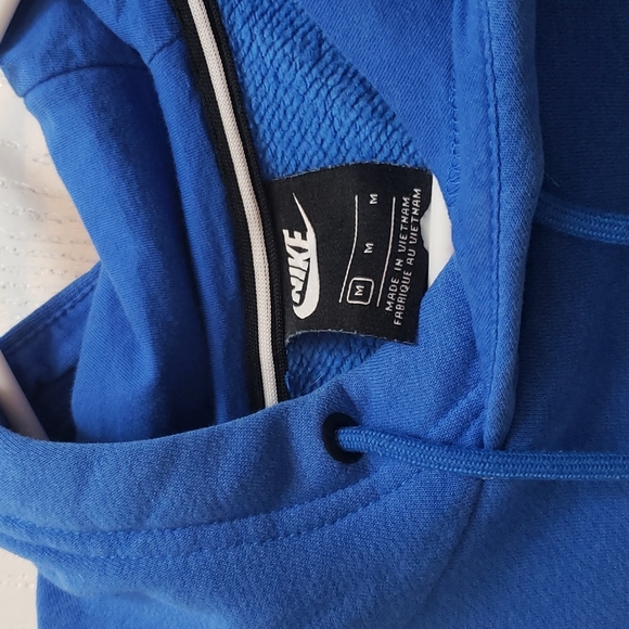 Blue Nike crop top hoodie size M - Picture 2 of 3
